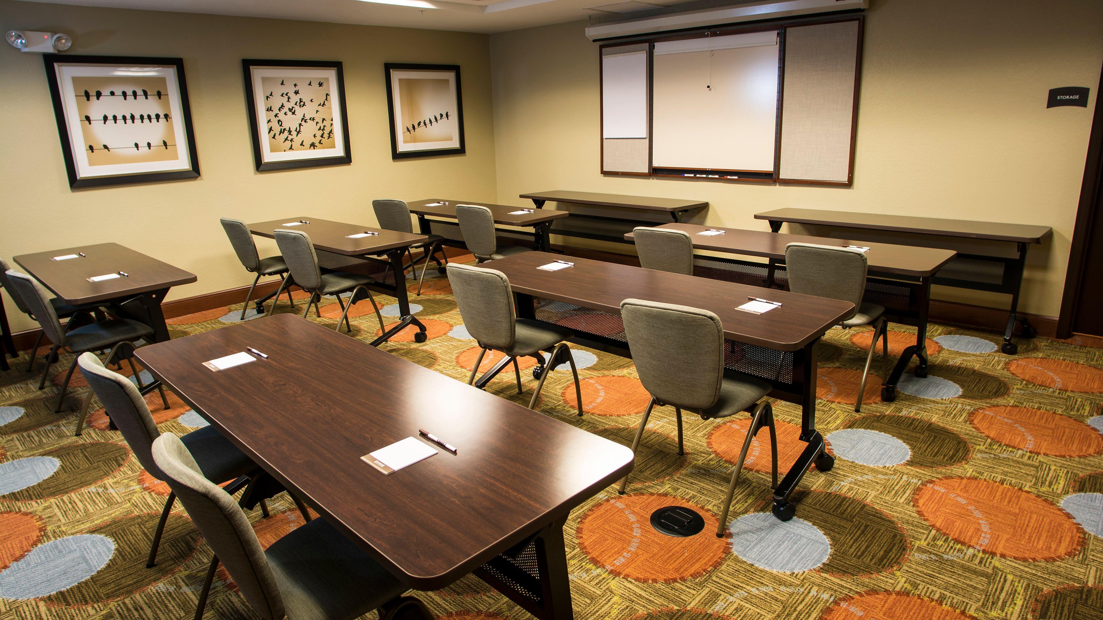 Staybridge Suites Lexington By Ihg Bagian luar foto
