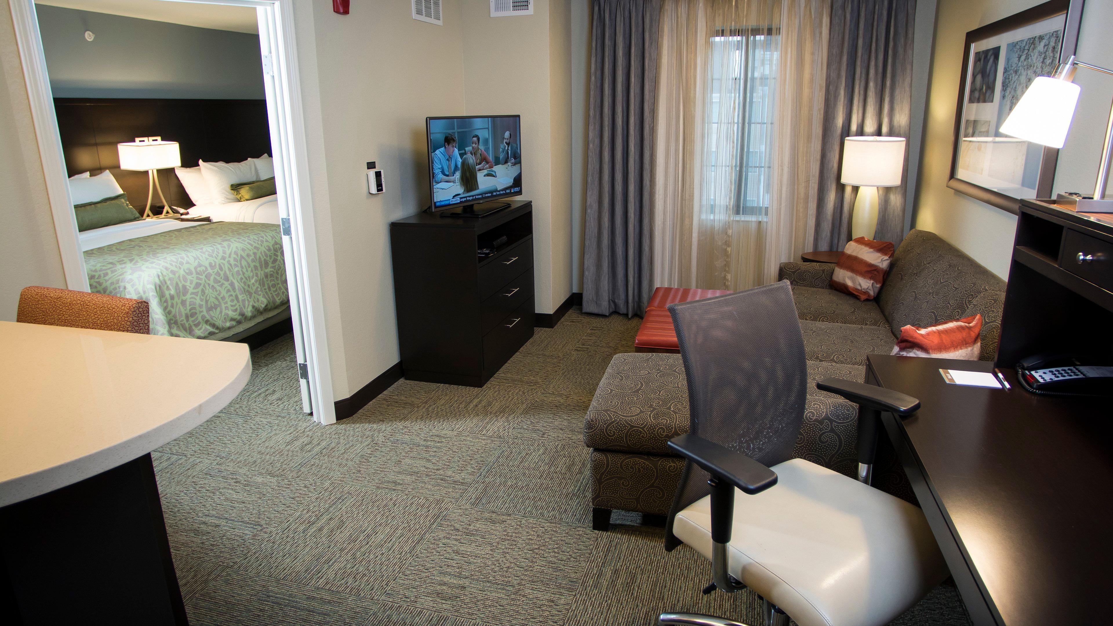 Staybridge Suites Lexington By Ihg Bagian luar foto