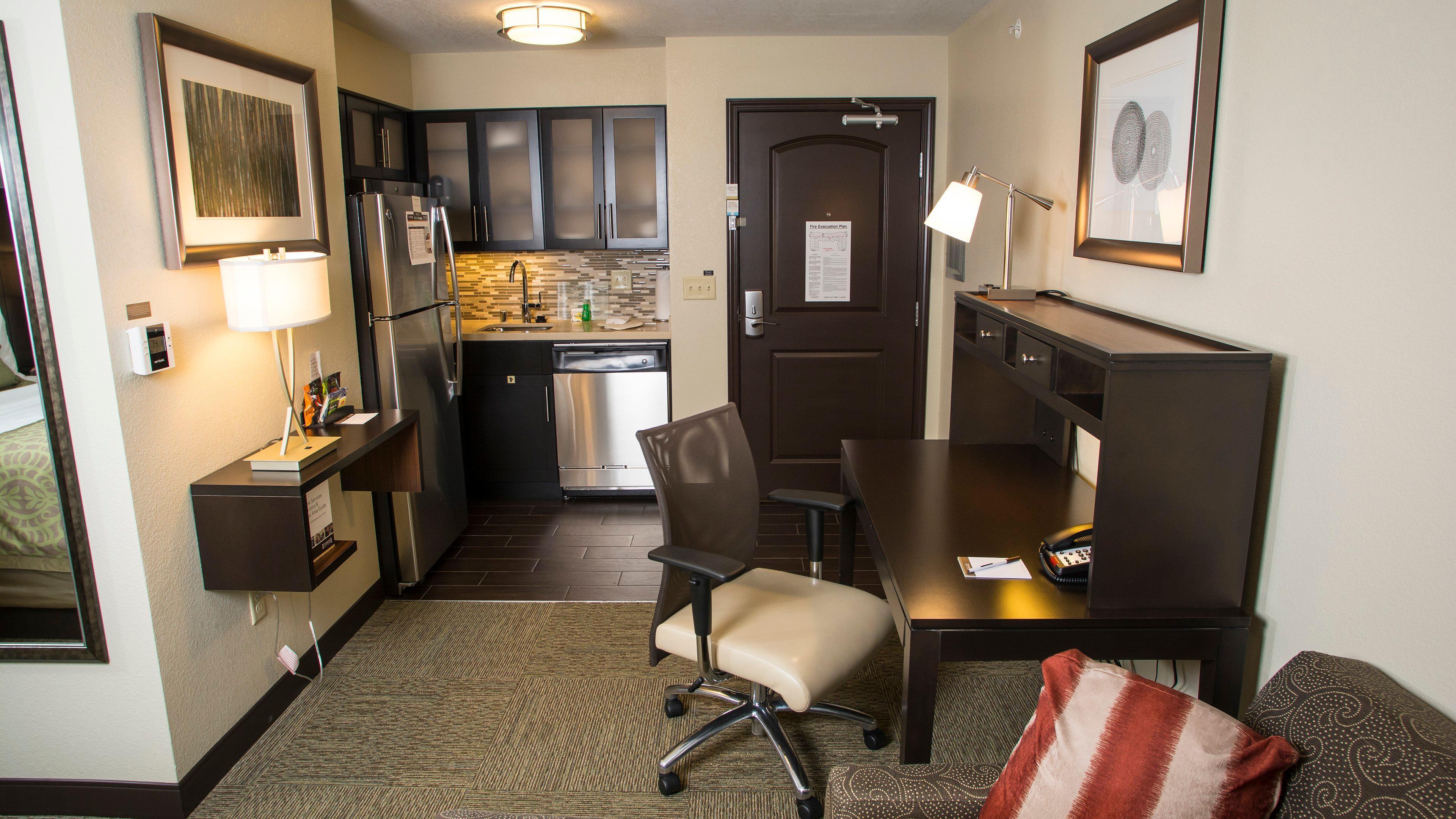 Staybridge Suites Lexington By Ihg Bagian luar foto