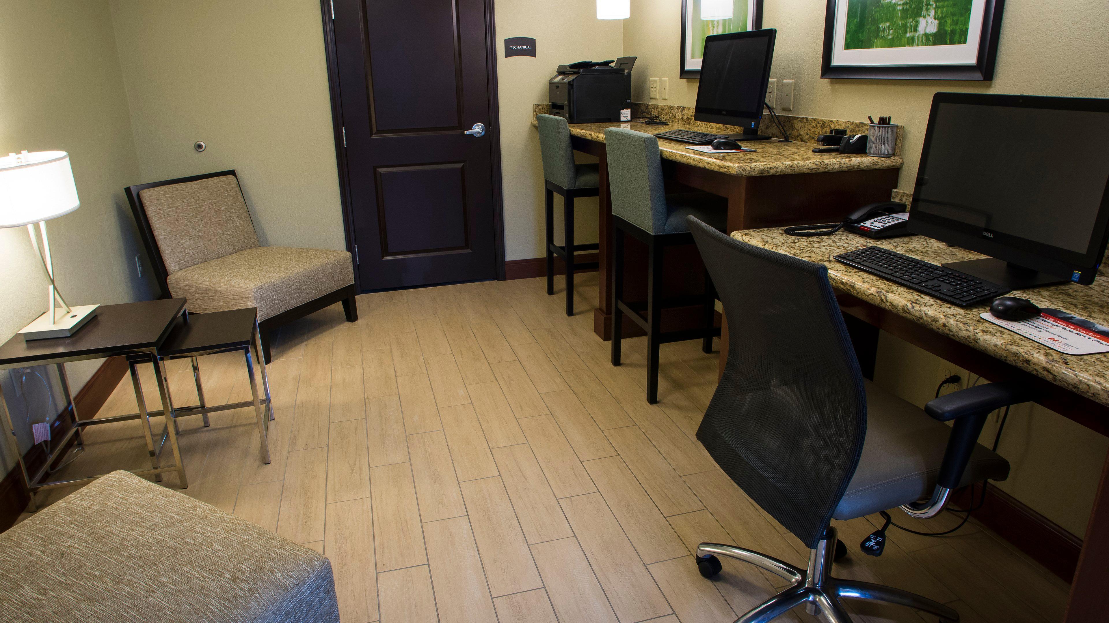 Staybridge Suites Lexington By Ihg Bagian luar foto