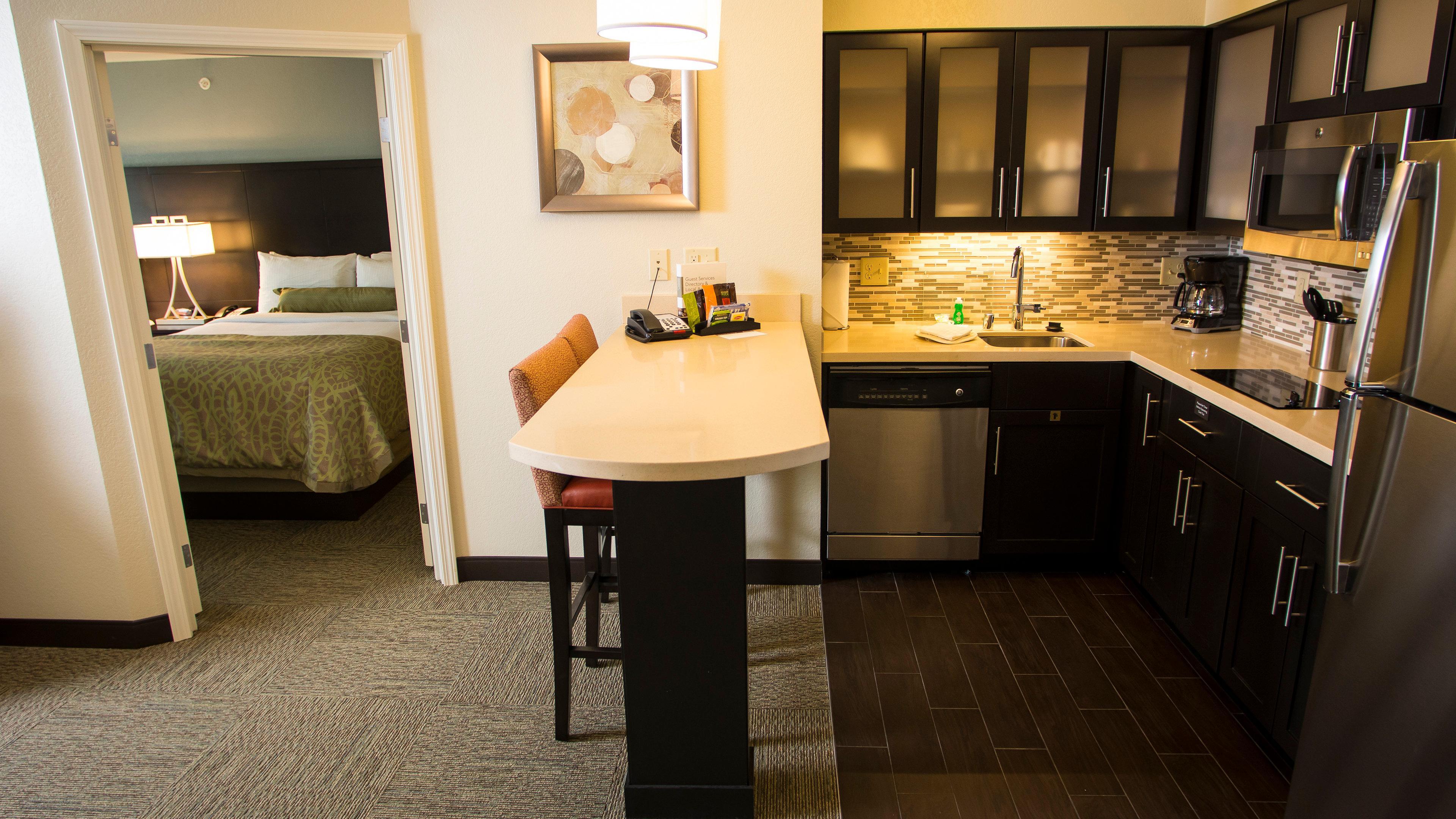 Staybridge Suites Lexington By Ihg Bagian luar foto