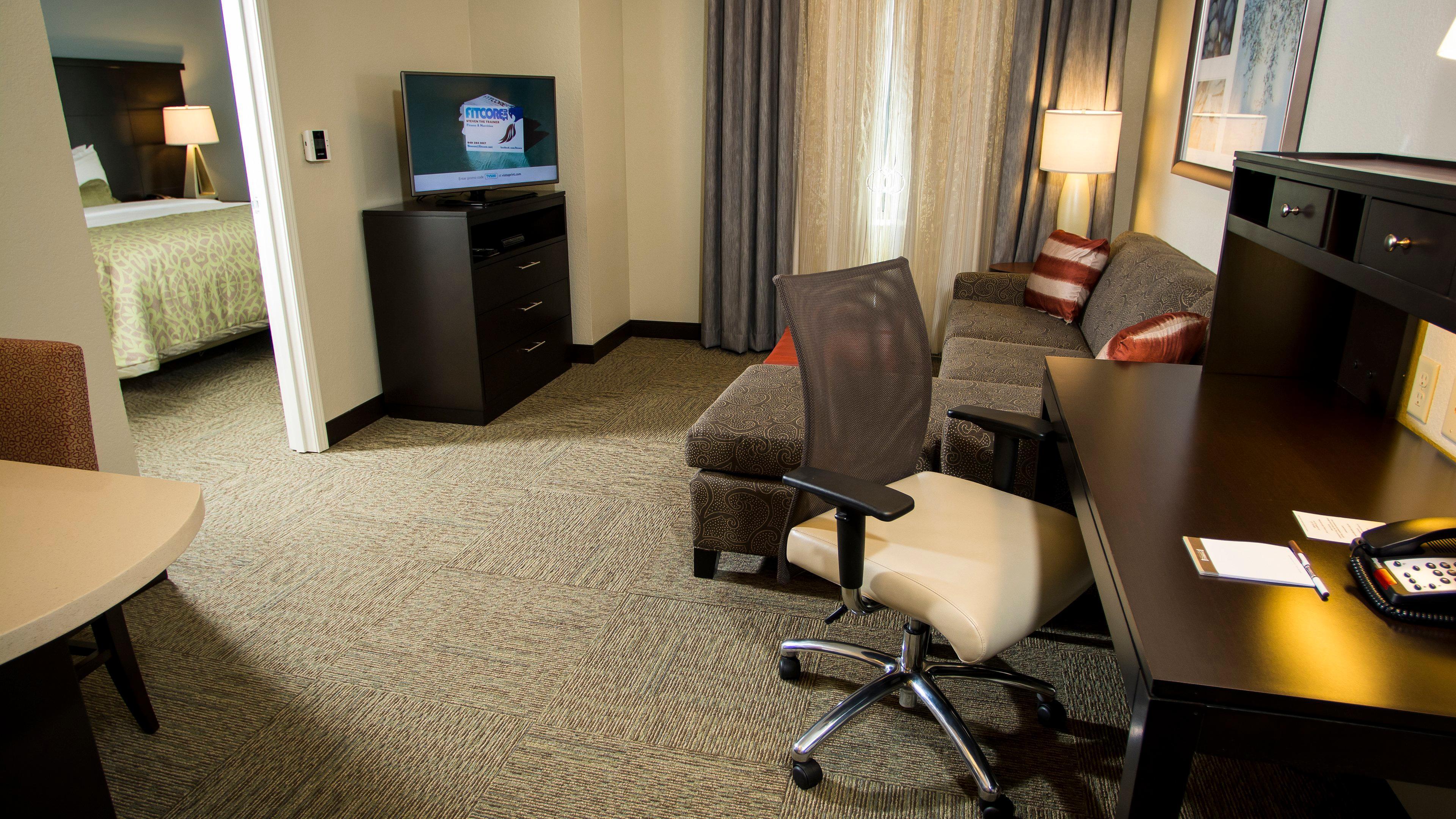 Staybridge Suites Lexington By Ihg Bagian luar foto